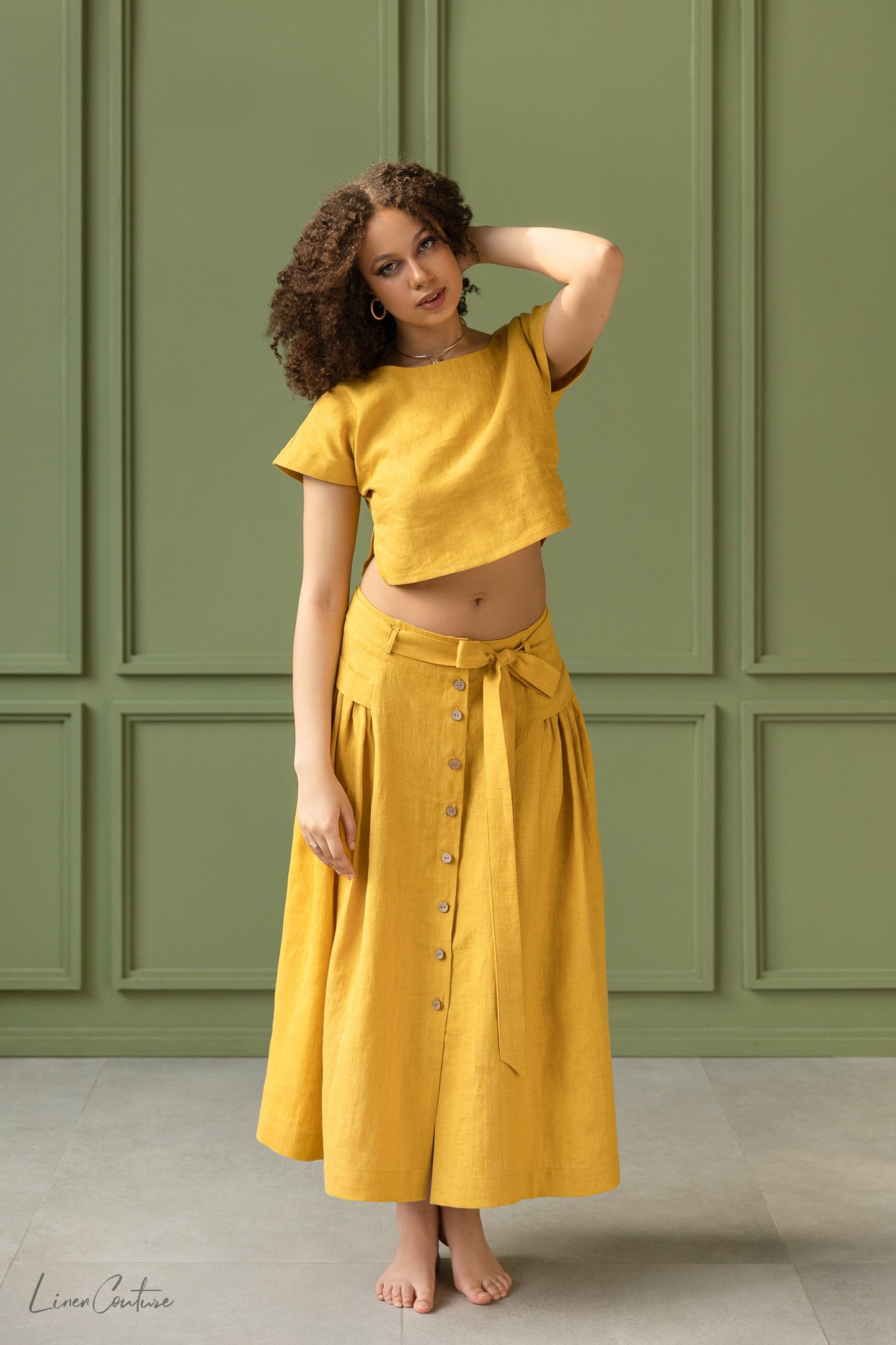 Taormina pellava Crop Top ja Midi hame setti - hunajan värinen