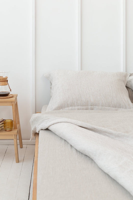 Pellavainen tyynyliina - raidallinen beige
