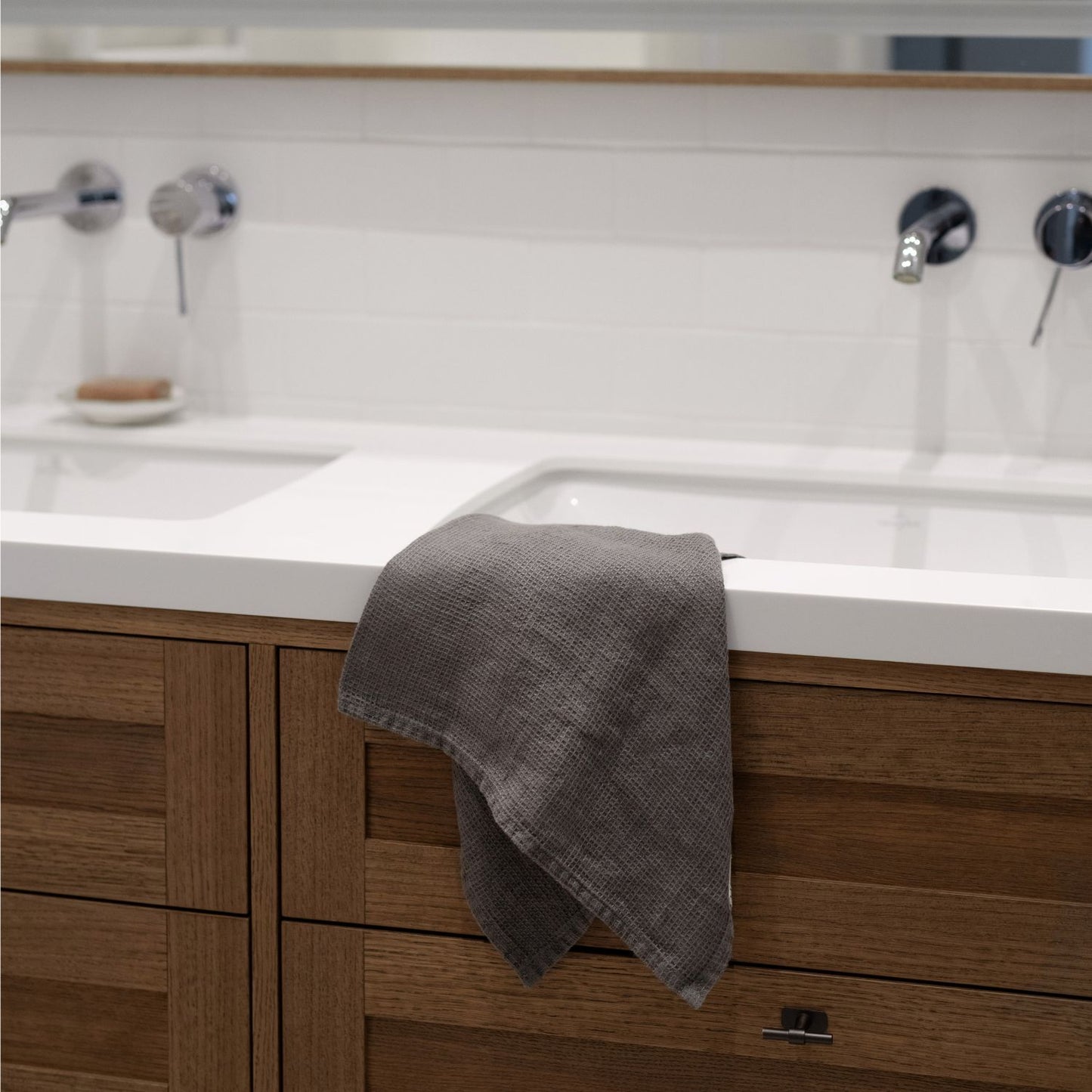 Honeycomb Fine Waffle Towel - Charcoal