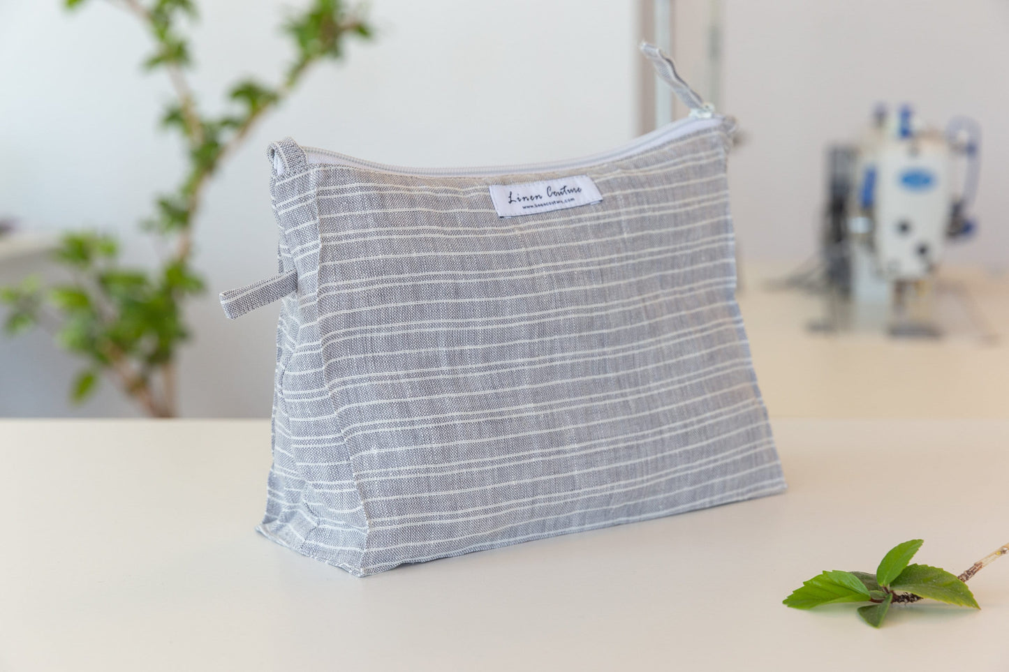 Pellavainen iso toilettilaukku - useita värejä