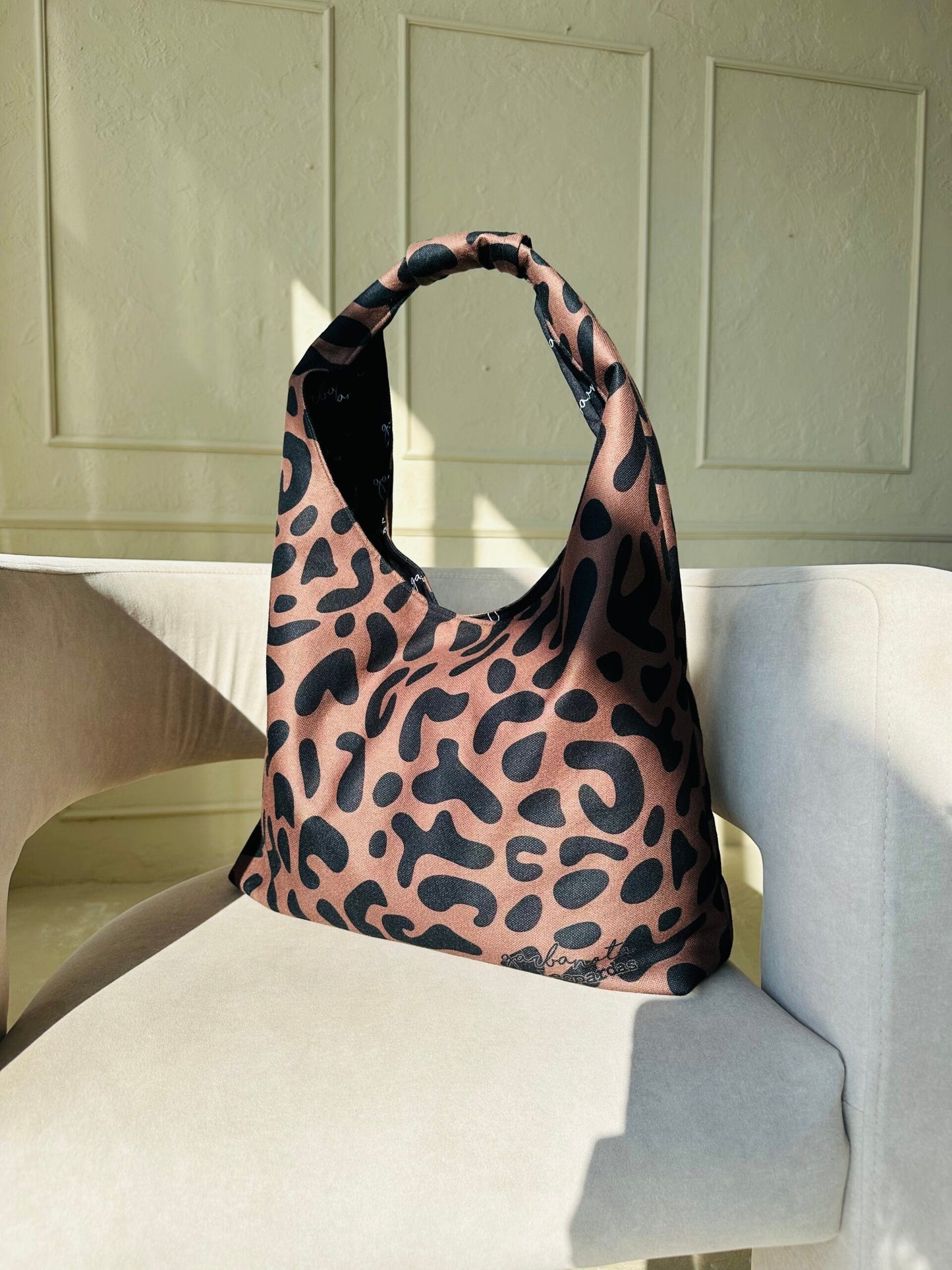 Moon Bag - Classic Leopard
