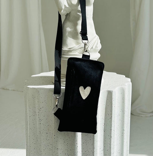 Phone Bag Heart - Black