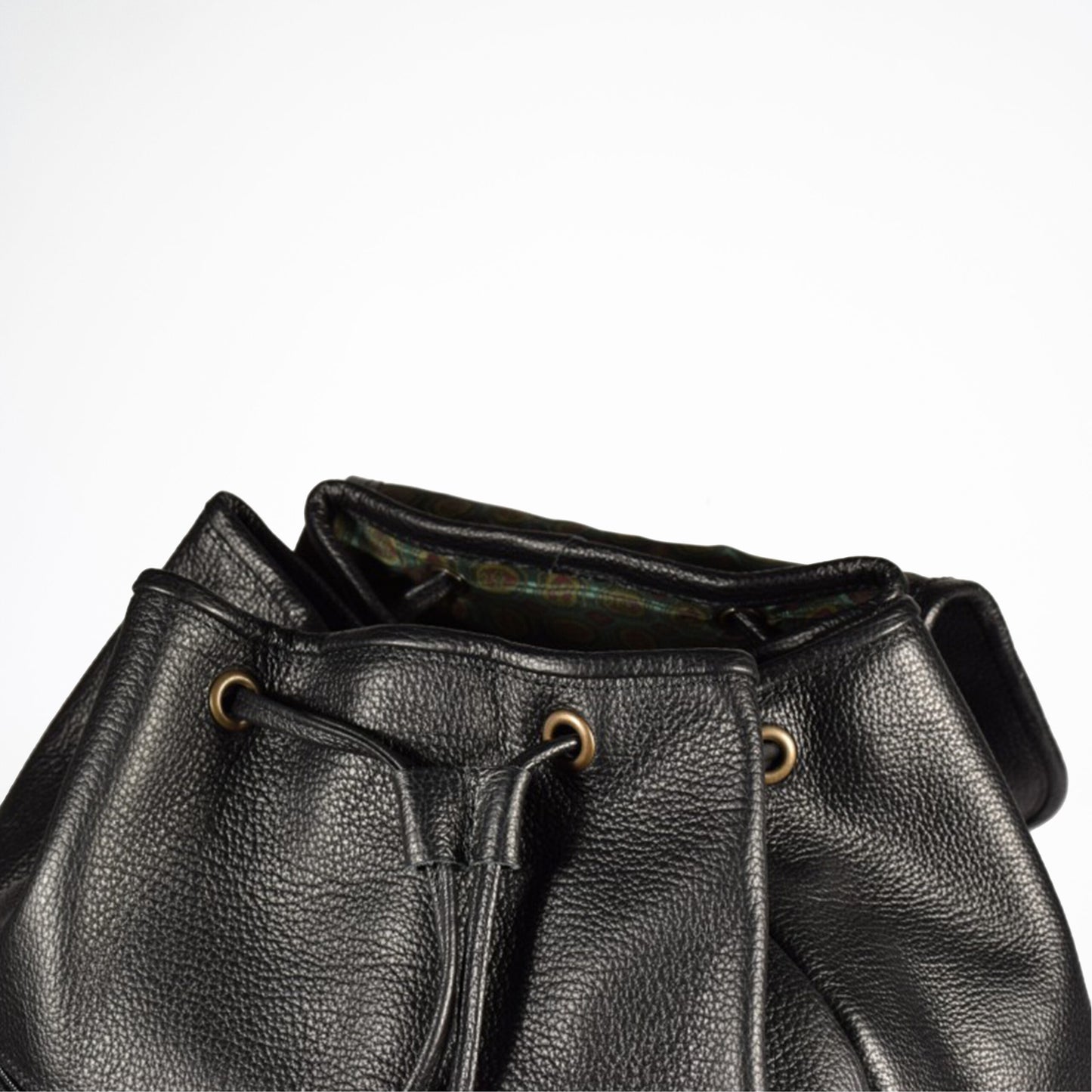 Handmade Leather Backpack 95-38 - Black