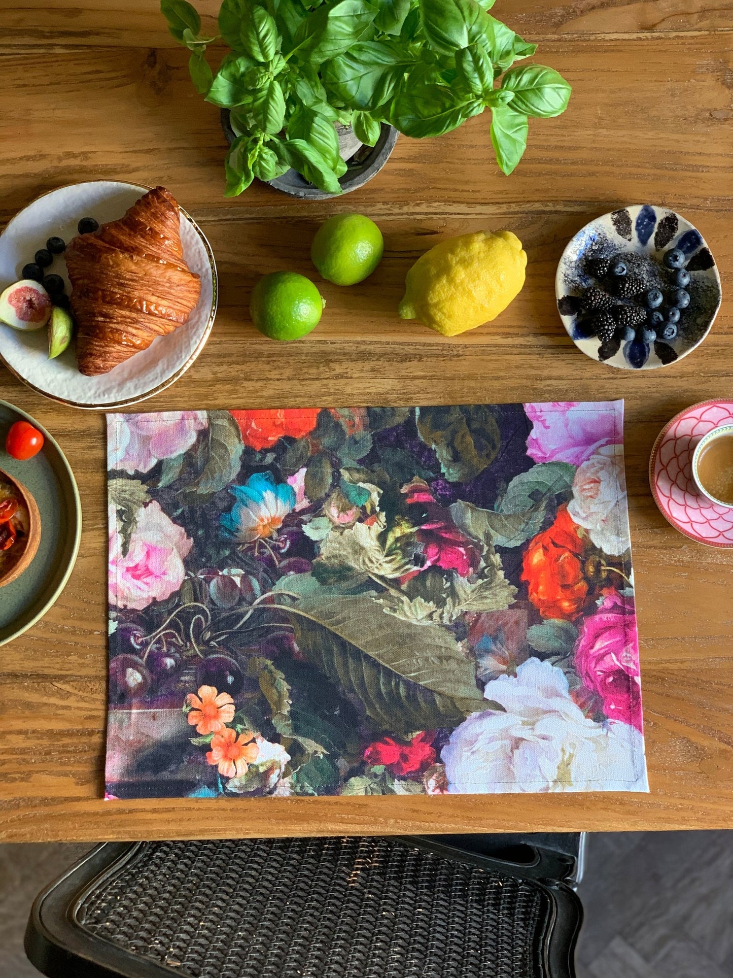 Table Placemat - Francine Black